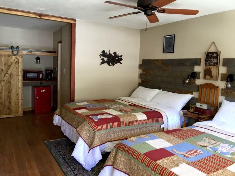 كلاودكروفت Dusty Boots Motel & Cafe المظهر الخارجي الصورة