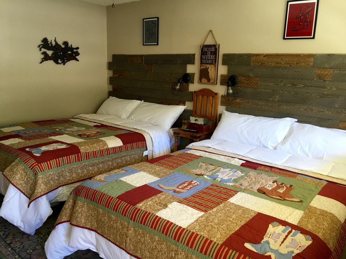 كلاودكروفت Dusty Boots Motel & Cafe المظهر الخارجي الصورة